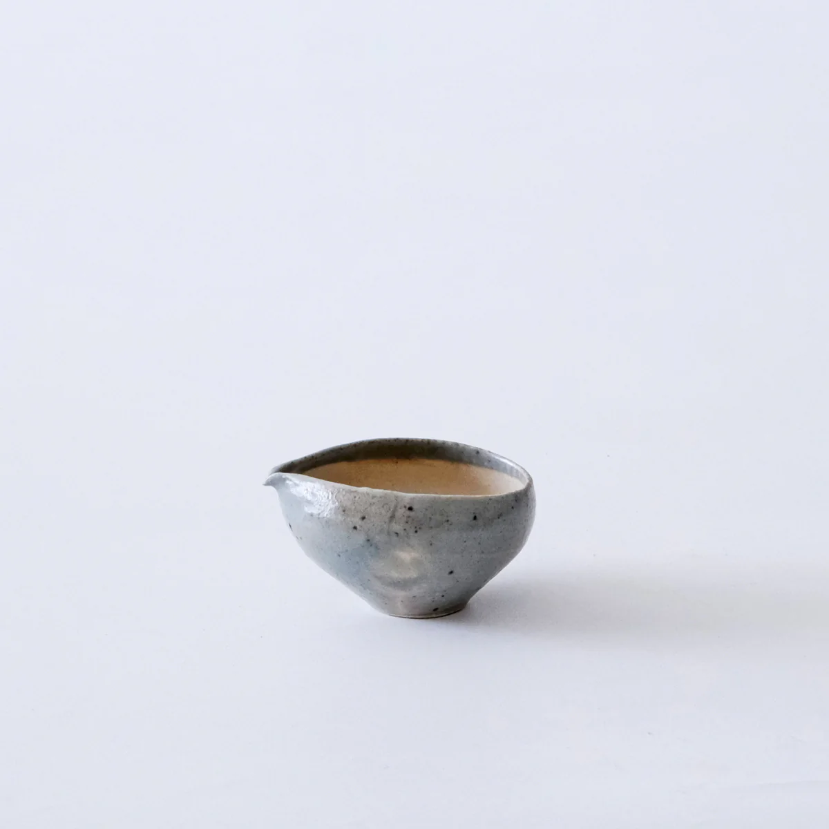 上野剛児 26041112 白土青瓷掛け分け注器